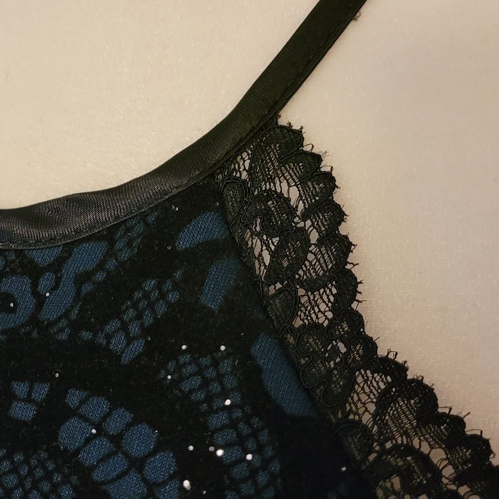 Glitter Brocade Cocktail Halter Party Dress in Deep Green and Black Lace - Picture 7 of 11